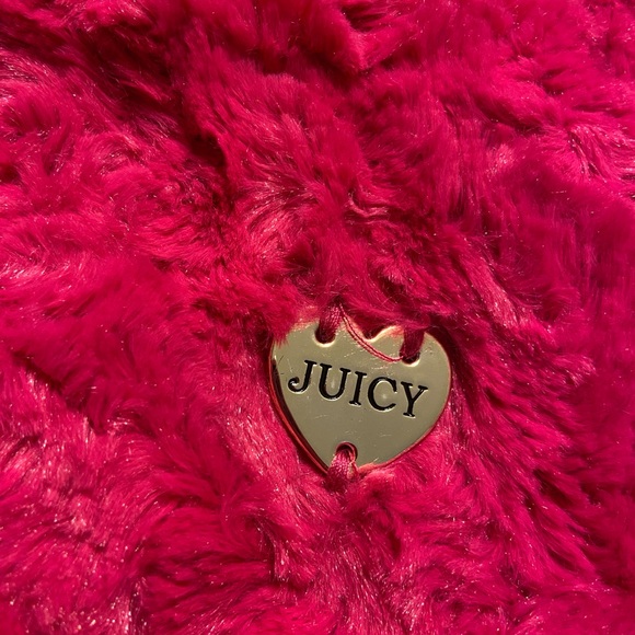 Juicy Couture fuzzy girls’ size 6 pink long sleeve faux-fur  crewneck - Picture 6 of 7